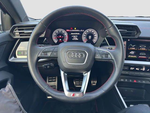 Audi A3 40 TFSI Quattro S-Tronic Sedan