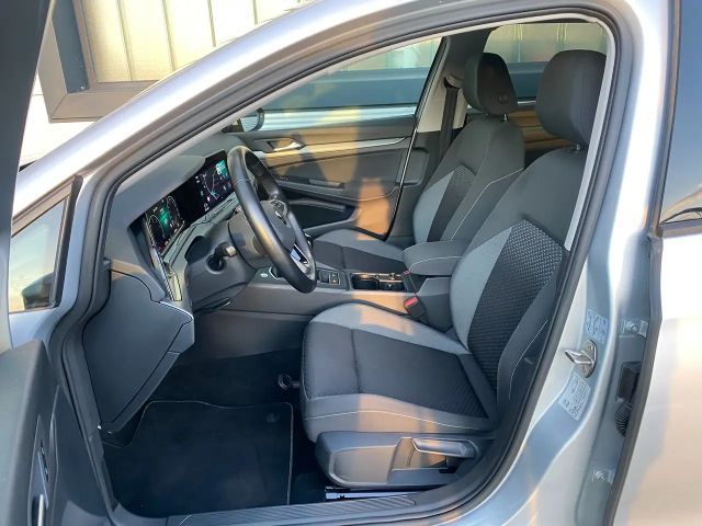 Volkswagen Golf 8 Limo Sondermodell*Active*116TDI,AHV,LED,ACC,Navi