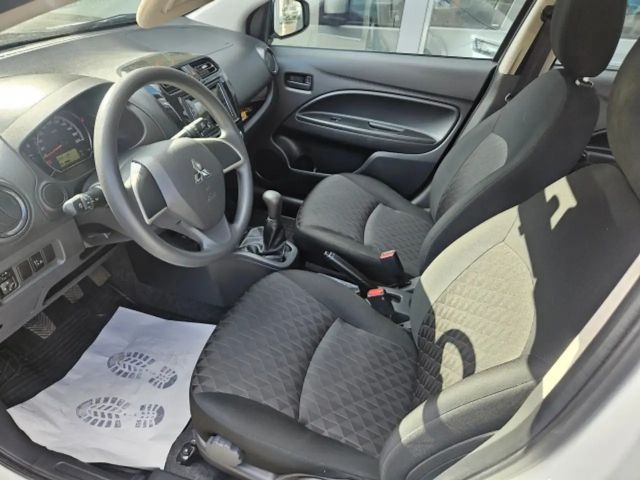 Mitsubishi Space Star Inform Star