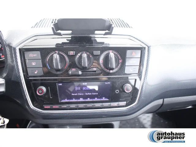 Volkswagen up! Move Move up!