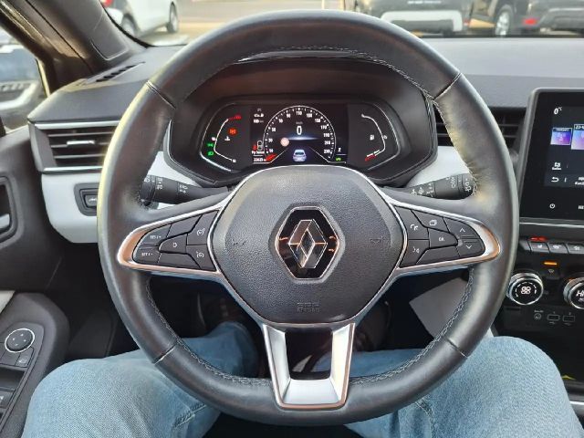 Renault Clio Techno