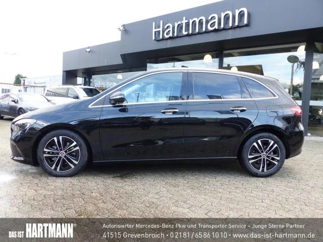 Mercedes-Benz B 180 Progressive Sedan