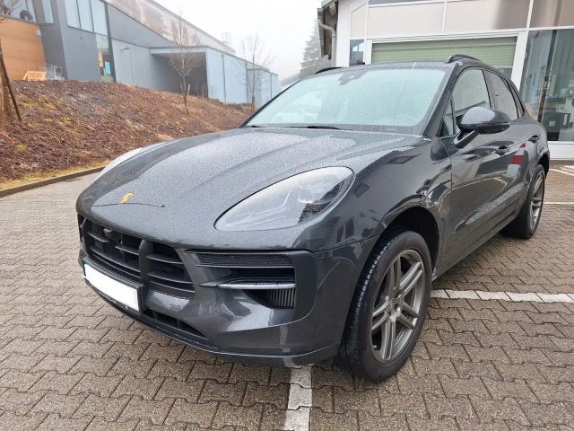 Porsche Macan S