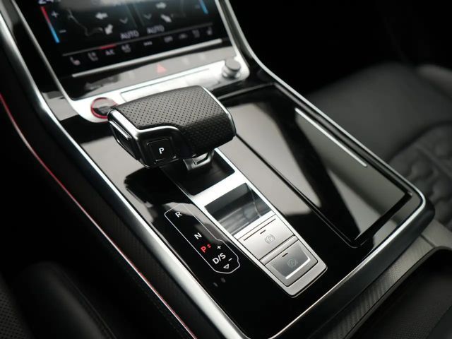 Audi RS Q8 305 KMH MATRIX LUFT KERAMIK CARBON RAUT
