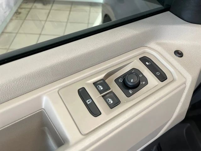 Volkswagen Multivan 2.0 TDI Lang T7