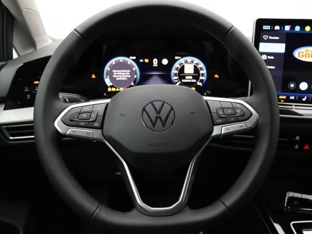 Volkswagen Golf 1.5 TSI DSG Style