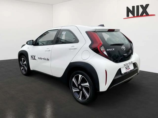 Toyota Aygo X 1.0 VVT-i Business Hatchback