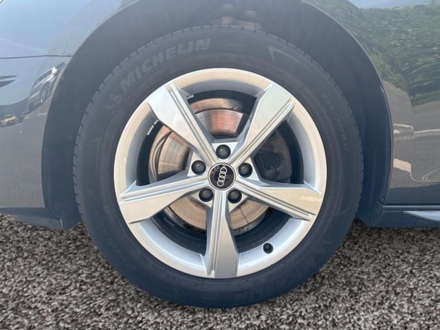 Audi A4 35 TFSI Avant S-Tronic