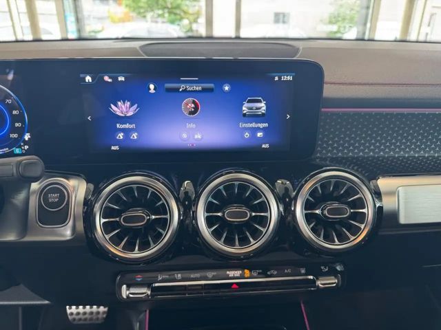 Mercedes-Benz EQB 300 4MATIC AMG Line