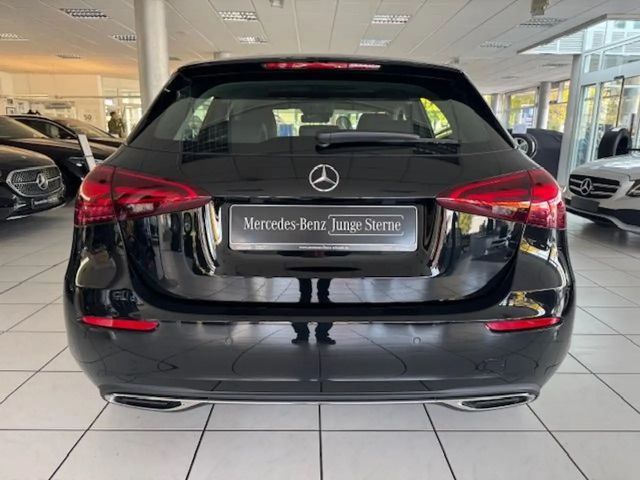 Mercedes-Benz A 200 Progressive