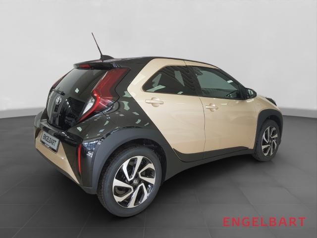 Toyota Aygo X 5-deurs Basis Team D