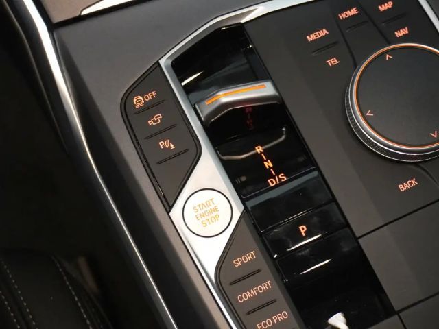 BMW 320 320d Sedan xDrive