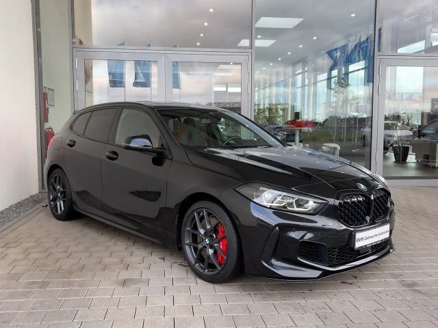 BMW 135 Comfort pakket Sedan xDrive