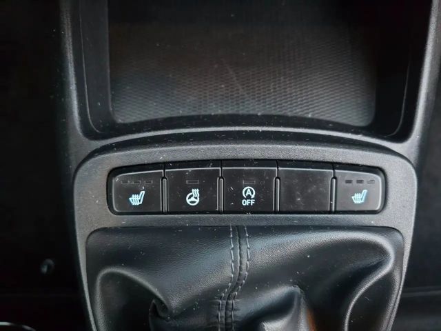 Hyundai i10 Advanced  /Kamera/SHZ/LHZ/Klimaautom.