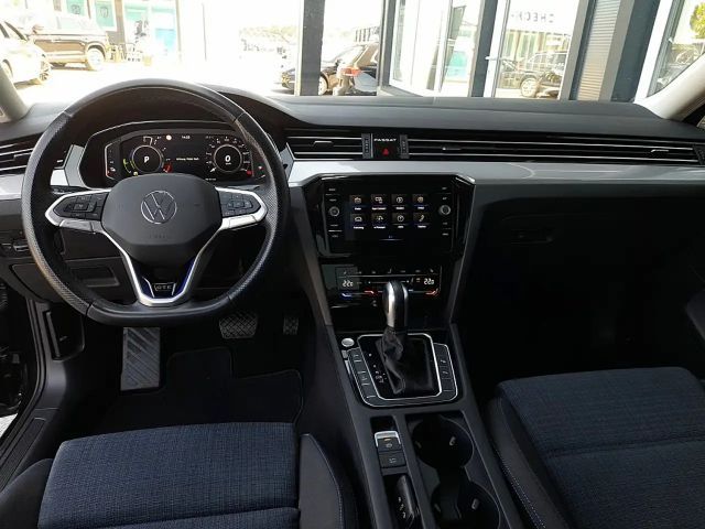 Volkswagen Passat DSG GTE Pro Variant