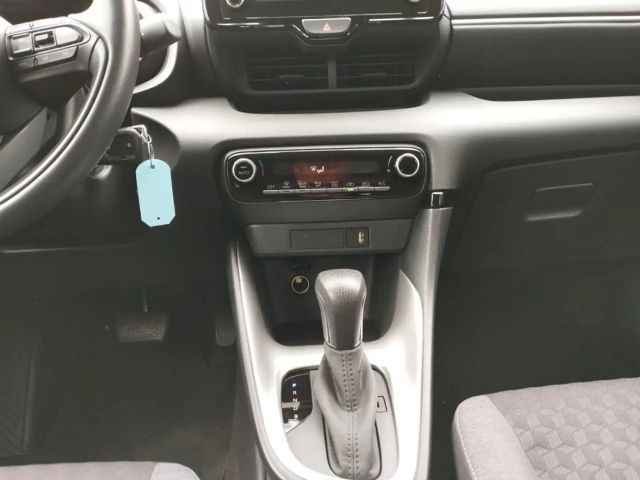 Toyota Yaris Hybride Team D