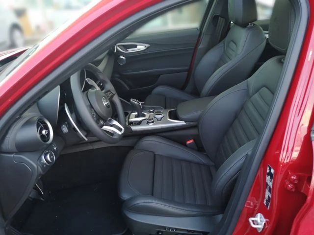 Alfa Romeo Giulia Q4