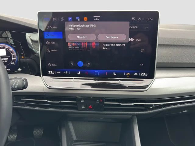 Volkswagen Golf 1.5 TSI Life Variant