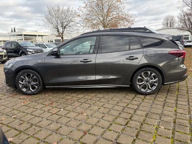 Ford Focus ST Line Wagon