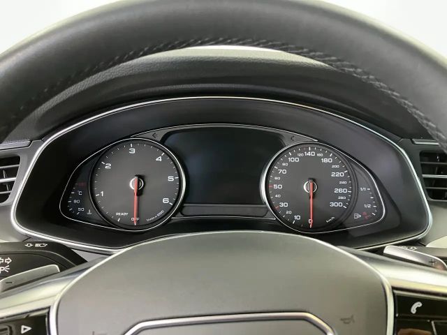 Audi A6 40 TDI Sedan