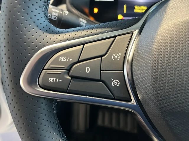 Renault Clio E-Tech Hybrid Techno