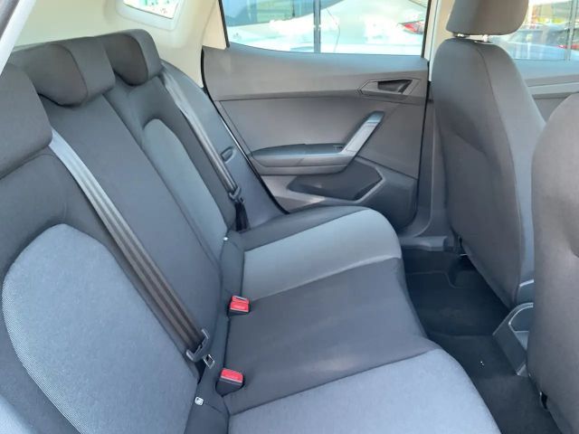 Seat Arona Reference