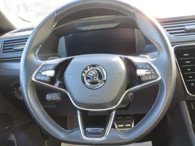 Skoda Superb 2.0 TSI Combi Sportline