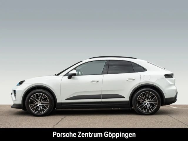 Porsche Macan 4
