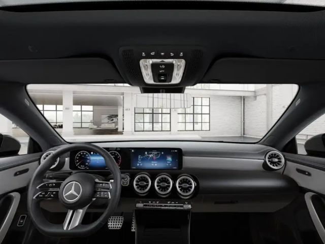 Mercedes-Benz CLA 180 AMG Line Coupé