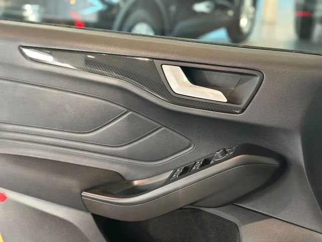 Ford Focus Limited ST Line