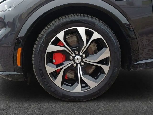 Ford Mustang Mach-E AWD Premium