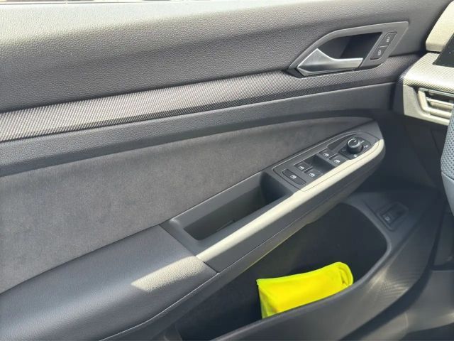 Volkswagen Golf GTE IQ.Drive Style