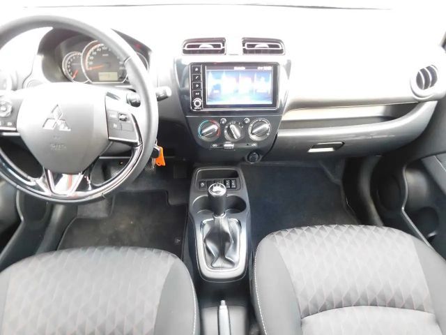 Mitsubishi Space Star Star