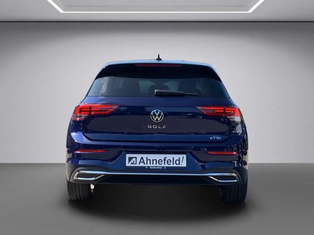 Volkswagen Golf 1.5 eTSI Golf VIII Style