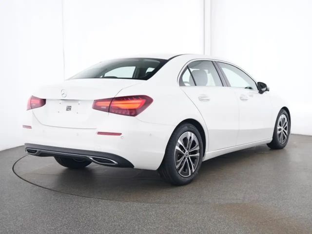 Mercedes-Benz A 200 Progressive