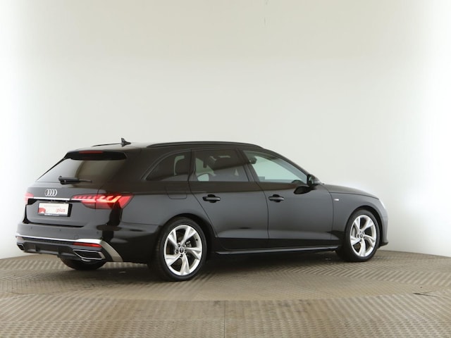 Audi A4 40 TDI Avant S-Line S-Tronic