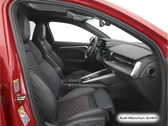 Audi RS3 S-Tronic Sedan