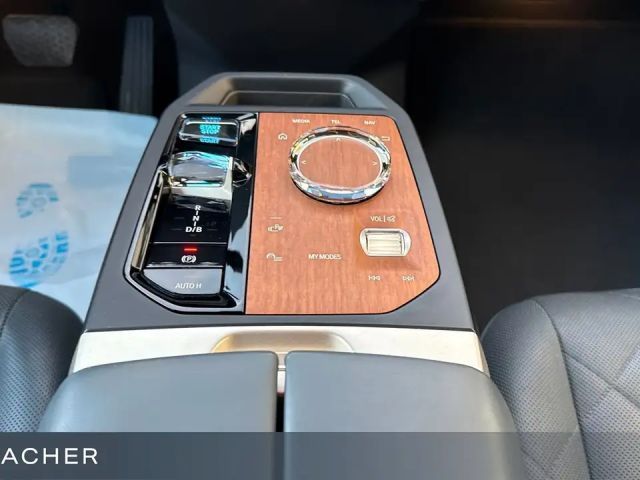 BMW iX xDrive40