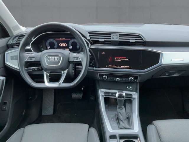 Audi Q3 35 TDI S-Tronic