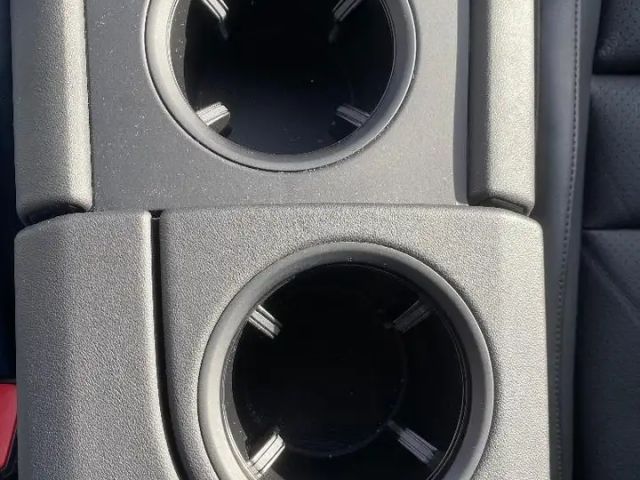 Porsche Taycan 71kWh