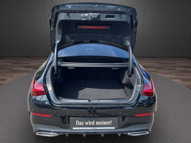 Mercedes-Benz CLA 200 AMG Line Coupé