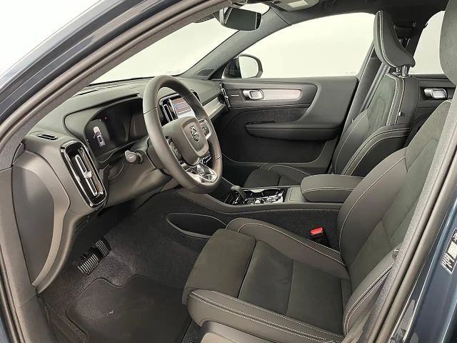 Volvo XC40 Dark Ultra