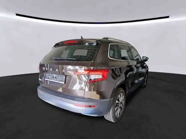 Skoda Karoq 1.5 TSI Ambition Clever