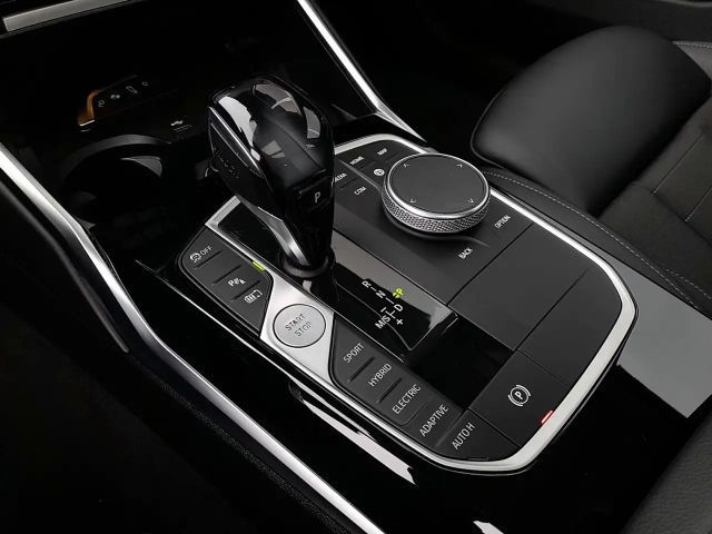 BMW 330 330e Sport Line Touring