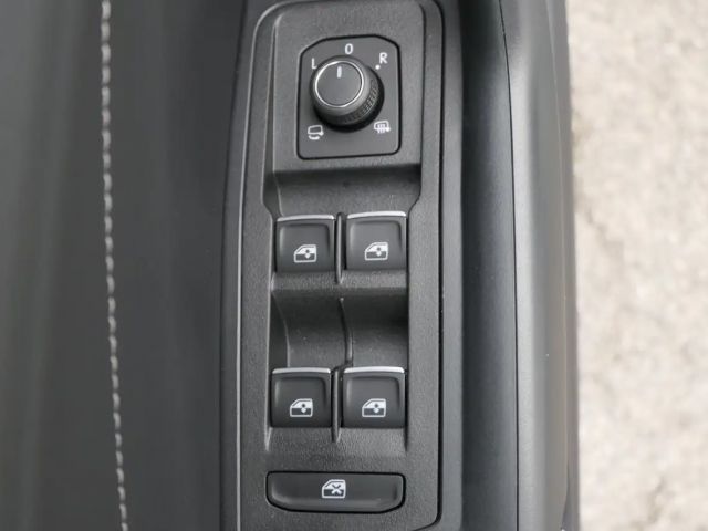 Volkswagen T-Roc 4Motion DSG R-Line