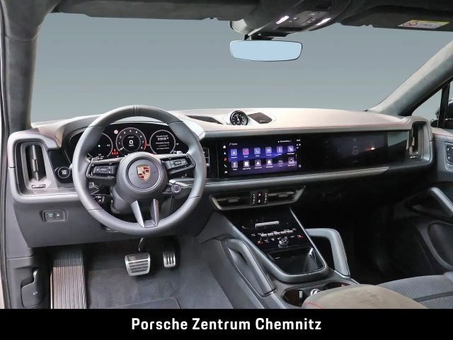 Porsche Cayenne 4 Coupé GTS