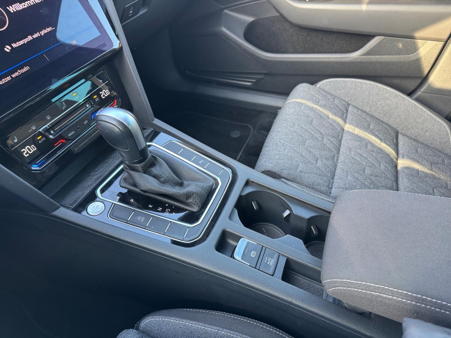 Volkswagen Passat 2.0 TDI Business DSG Variant