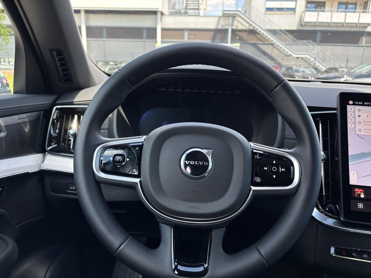 Volvo XC90 AWD Dark Plus Recharge T8