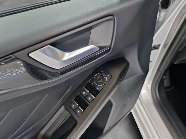 Ford Focus EcoBoost ST Line Wagon