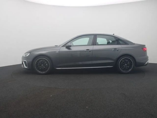 Audi A4 40 TDI S-Line Sedan